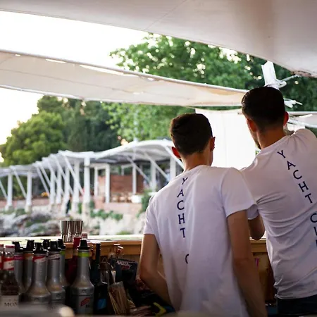 Grand Boutique * Dhermi