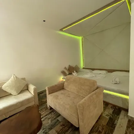 Hotel Grand Boutique