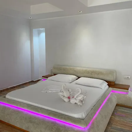 Grand Boutique Hotel