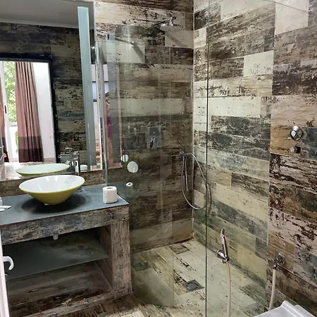 Grand Boutique Hotel