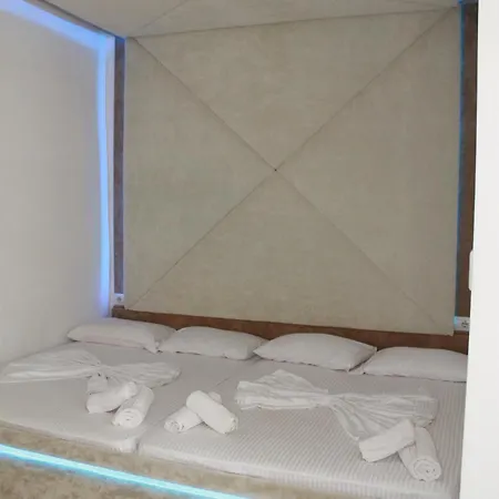 Grand Boutique Szálloda *