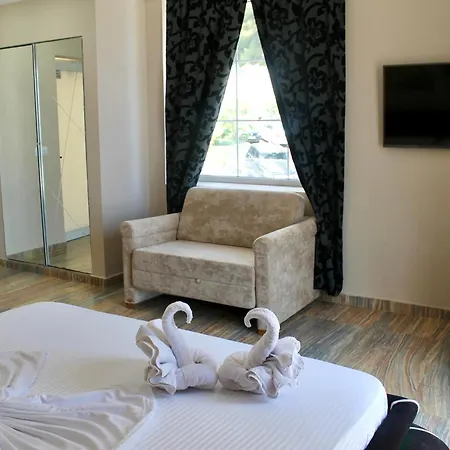 Hotel Grand Boutique Dhërmi
