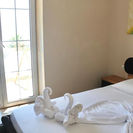 Grand Boutique Dhërmi